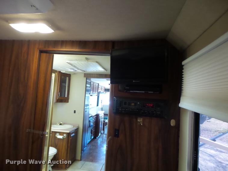 image for item DA3358 1993 Spartan Gulfstream 8372LXE RV