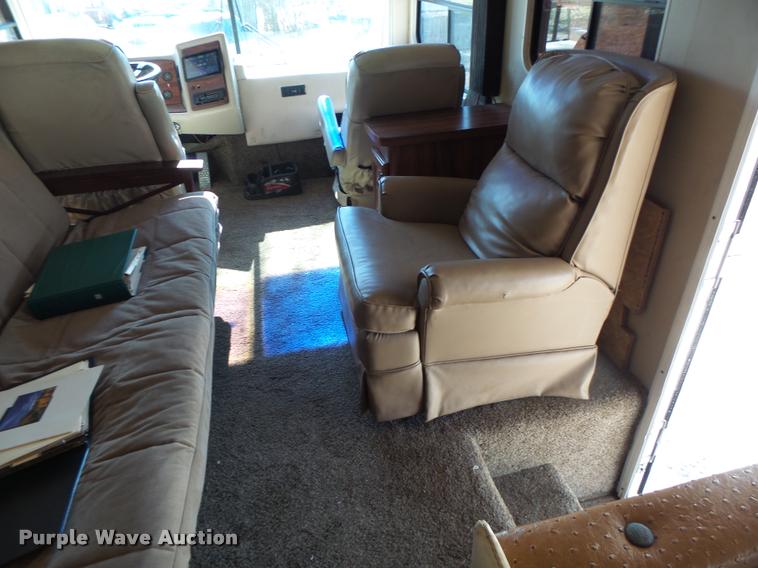 image for item DA3358 1993 Spartan Gulfstream 8372LXE RV