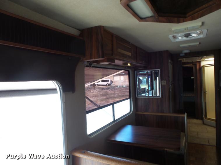 image for item DA3358 1993 Spartan Gulfstream 8372LXE RV