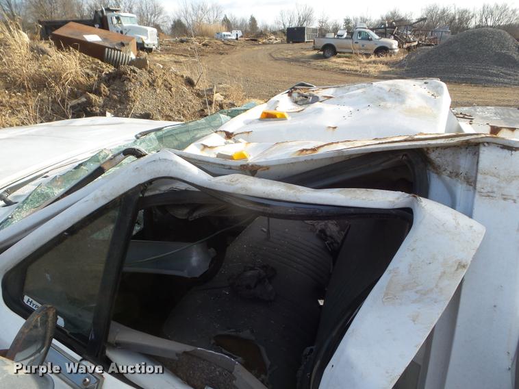 image for item DA5229 1997 Ford F350 utility bed pickup truck