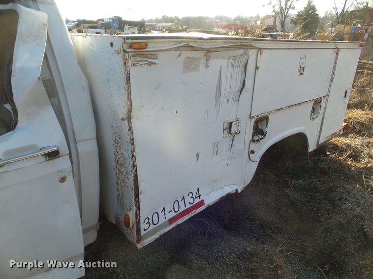 image for item DA5229 1997 Ford F350 utility bed pickup truck