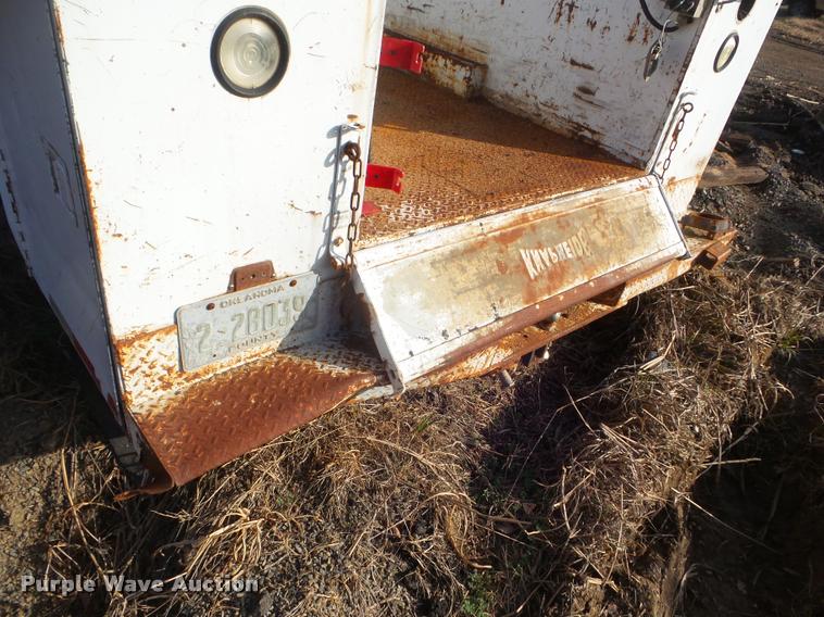 image for item DA5229 1997 Ford F350 utility bed pickup truck