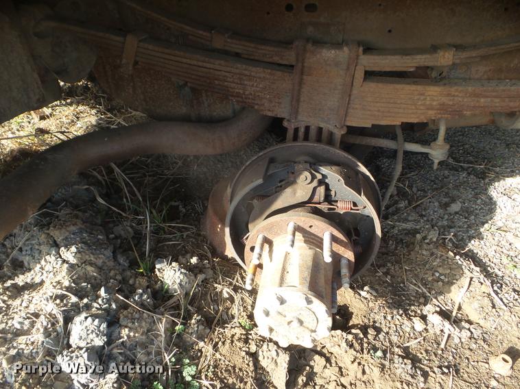 image for item DA5229 1997 Ford F350 utility bed pickup truck