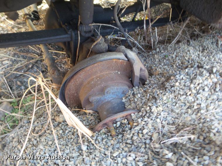 image for item DA5229 1997 Ford F350 utility bed pickup truck