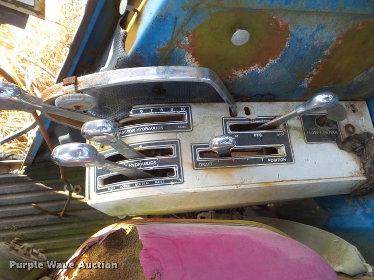 image for item DA5230 Ford 9600 tractor