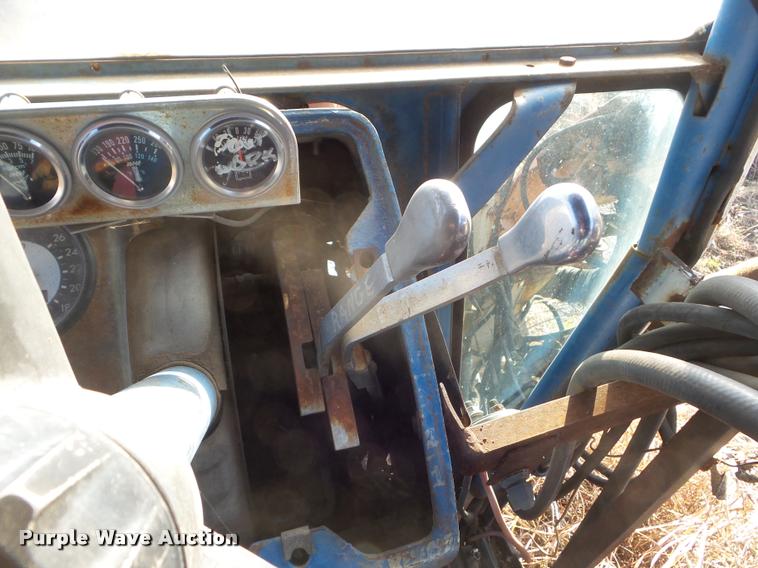 image for item DA5230 Ford 9600 tractor