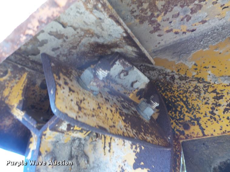 image for item DA5230 Ford 9600 tractor