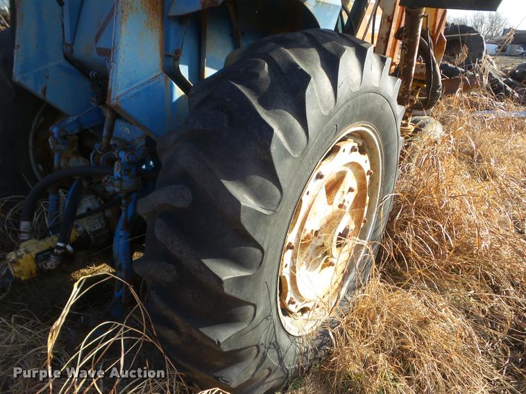 image for item DA5230 Ford 9600 tractor