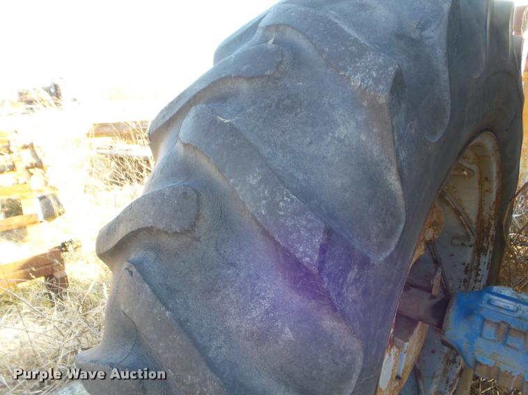 image for item DA5230 Ford 9600 tractor