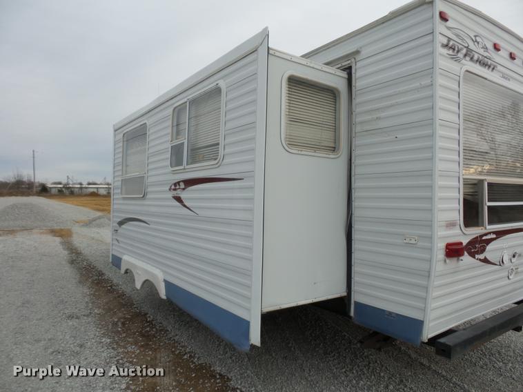 image for item DA5804 2004 Jayco Jayflight camper