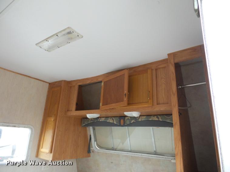 image for item DA5804 2004 Jayco Jayflight camper