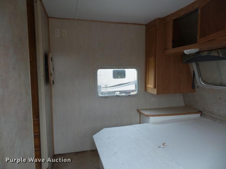 image for item DA5804 2004 Jayco Jayflight camper