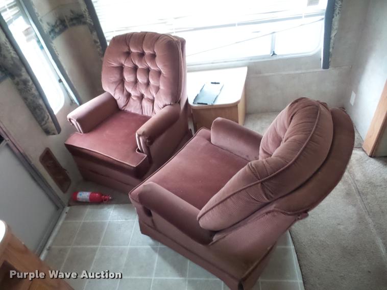 image for item DA5804 2004 Jayco Jayflight camper