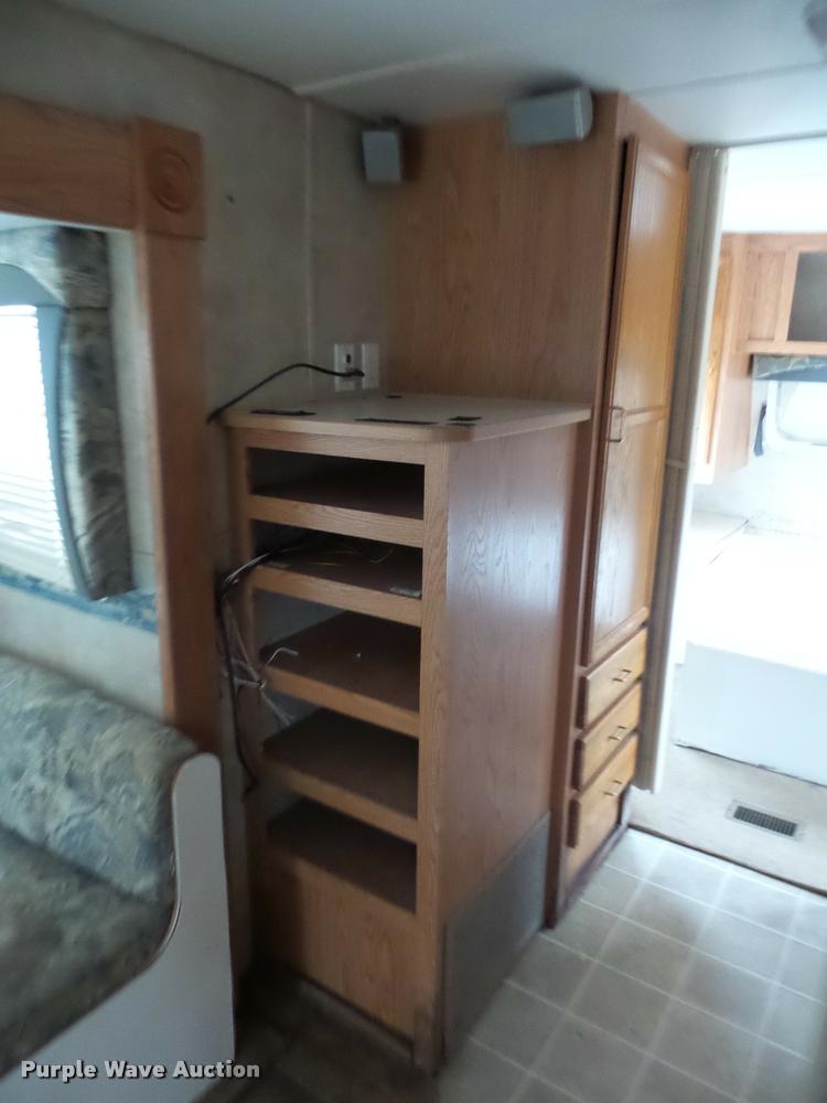 image for item DA5804 2004 Jayco Jayflight camper