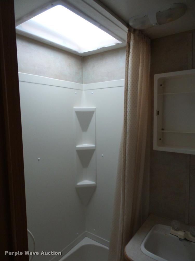 image for item DA5804 2004 Jayco Jayflight camper