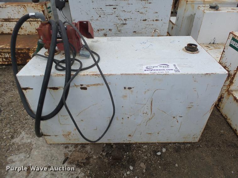 image for item DA7406 (4) fuel tanks