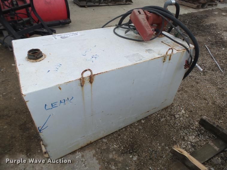 image for item DA7406 (4) fuel tanks