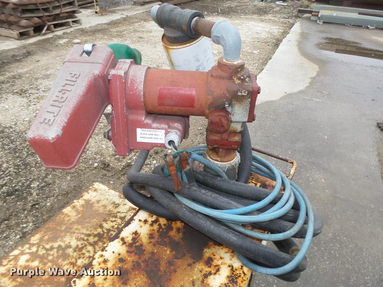 image for item DA7406 (4) fuel tanks