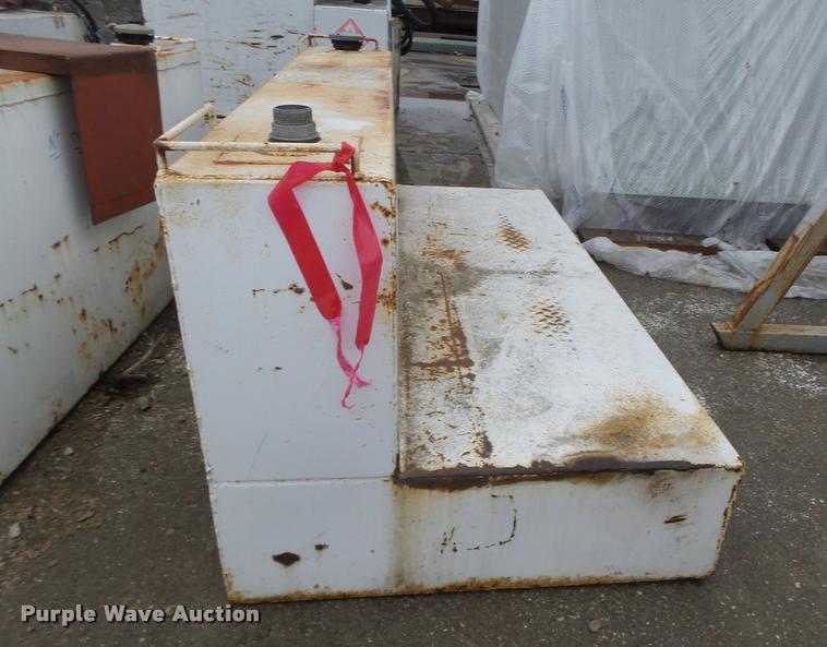 image for item DA7407 (3) L-shaped fuel tanks