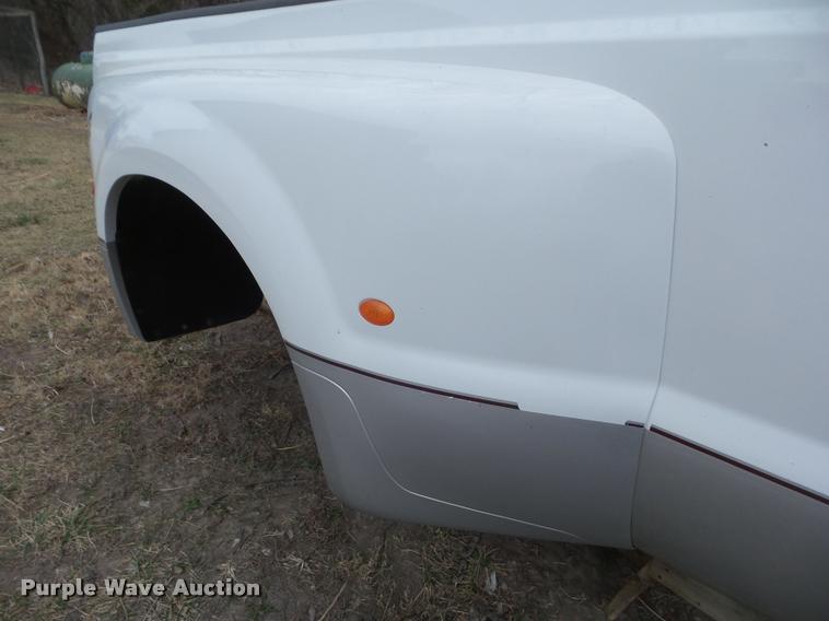 image for item DA7739 Ford pickup truck bed