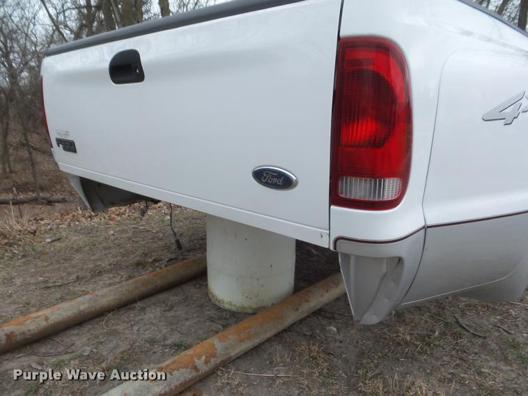 image for item DA7739 Ford pickup truck bed