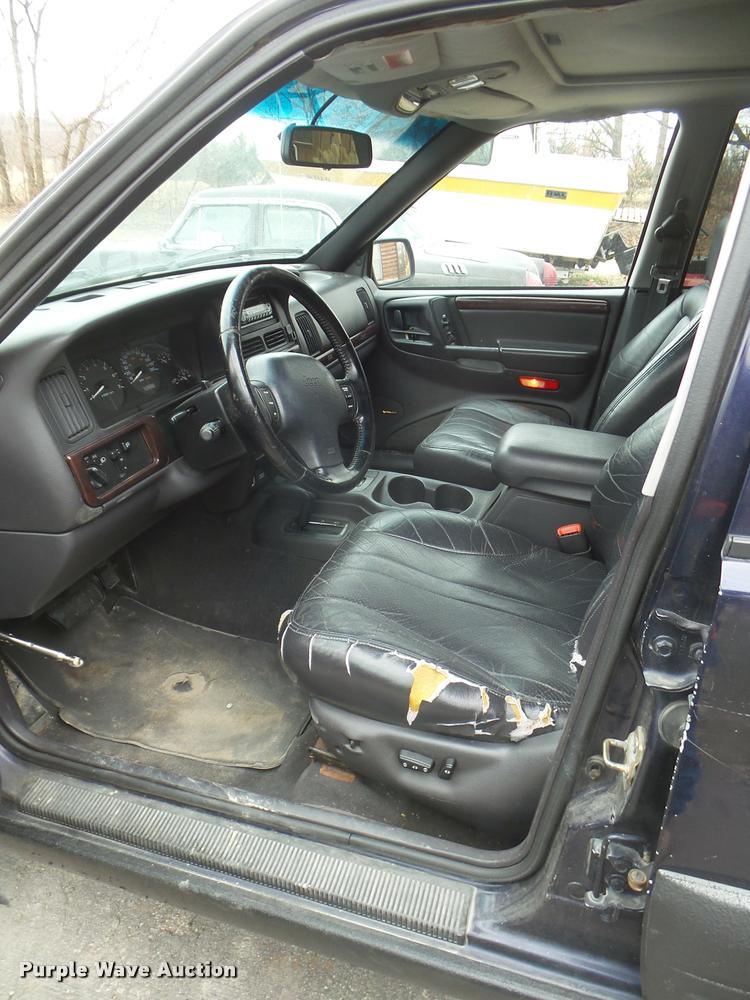 image for item DA7740 1997 Jeep Grand Cherokee SUV
