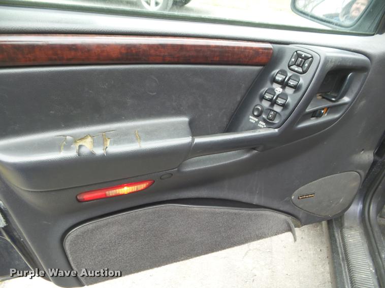 image for item DA7740 1997 Jeep Grand Cherokee SUV