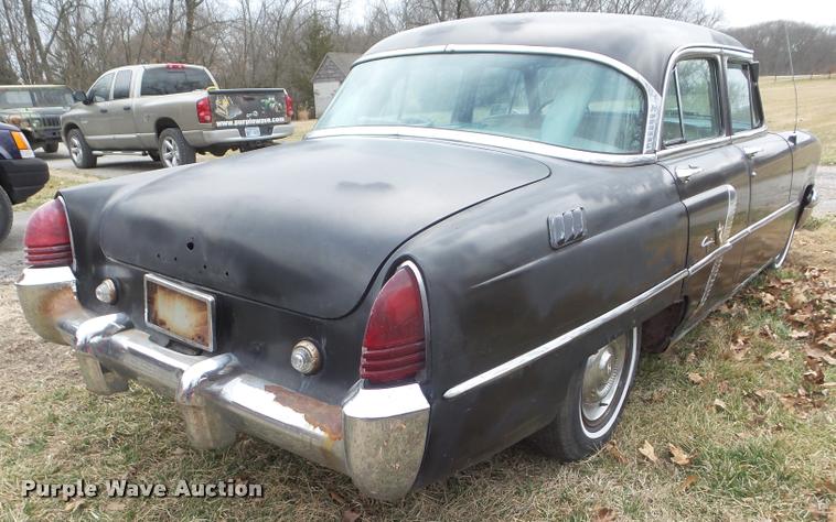 image for item DA7741 1953 Lincoln Capri
