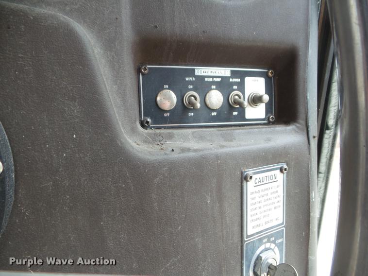 image for item DA7743 1976 Reinell B2371 Cabin Cruiser boat