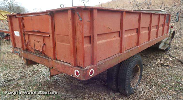 image for item DA7744 1964 Chevrolet 60 grain truck