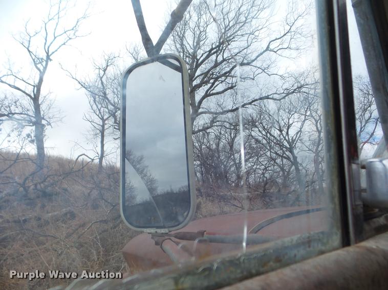 image for item DA7744 1964 Chevrolet 60 grain truck