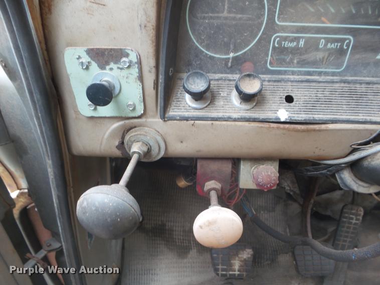 image for item DA7744 1964 Chevrolet 60 grain truck