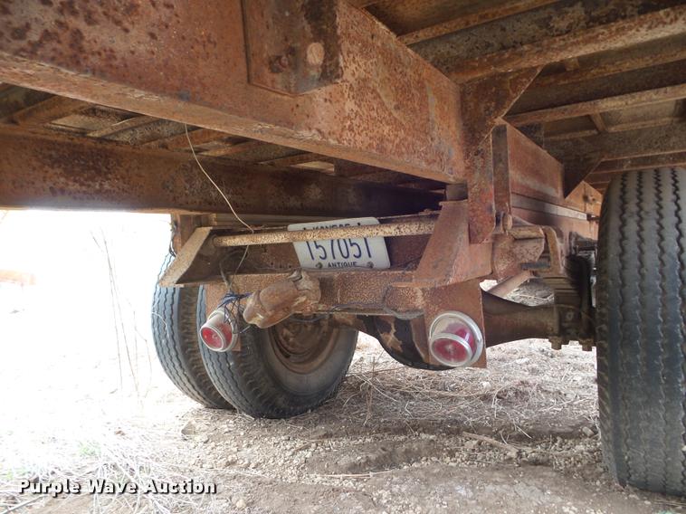 image for item DA7744 1964 Chevrolet 60 grain truck