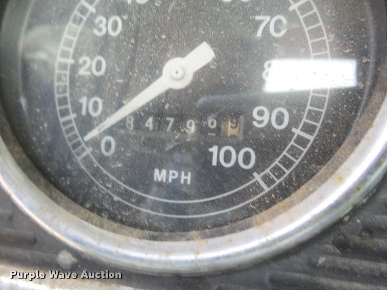 image for item DA7745 1976 Ford F600 flatbed truck