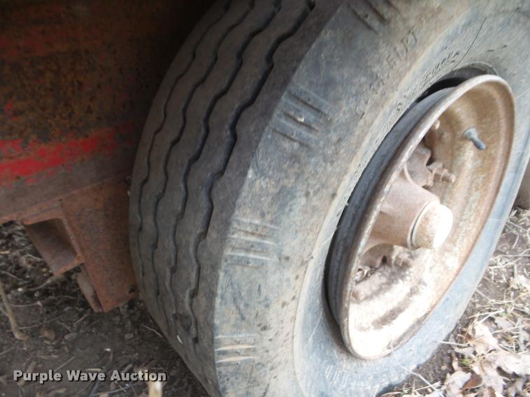 image for item DA7747 1977 Hillsboro equipment trailer