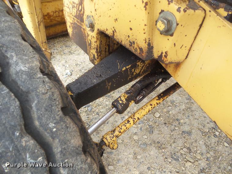 image for item DA7749 Ford 545 backhoe