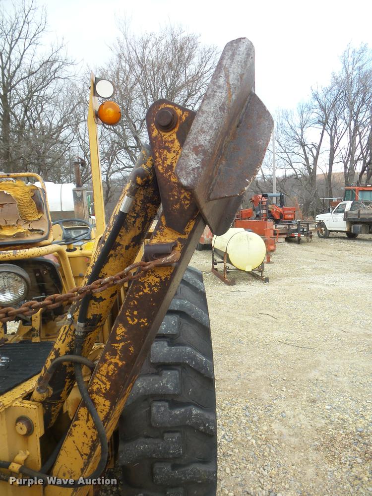 image for item DA7749 Ford 545 backhoe