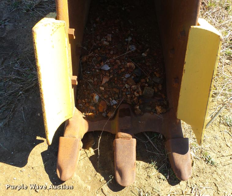 image for item DA9003 Excavator bucket