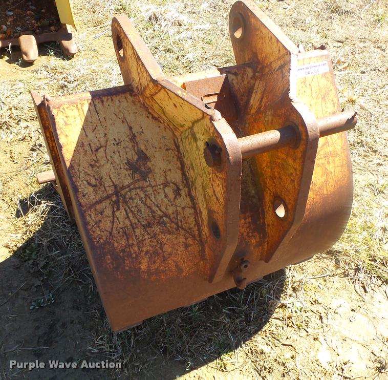 image for item DA9004 Case backhoe bucket
