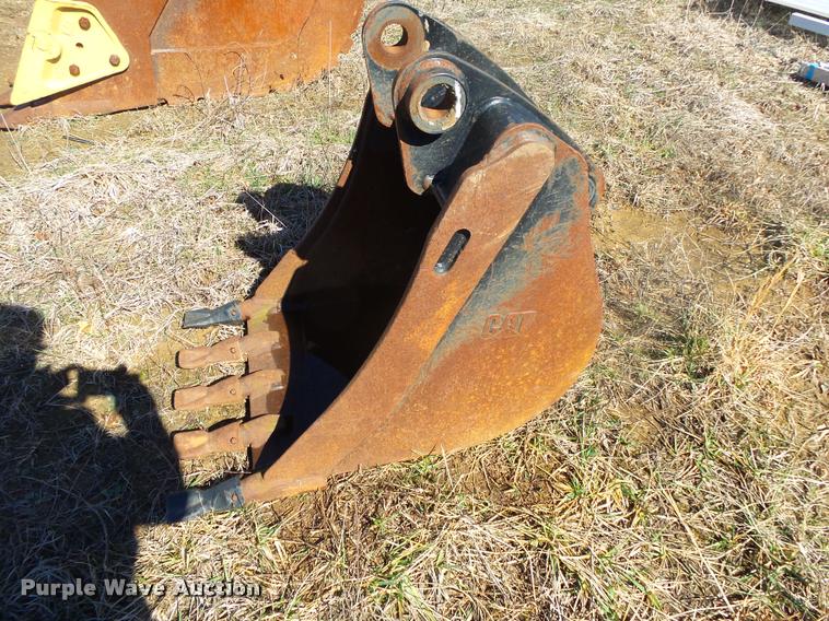 image for item DA9006 Caterpillar backhoe bucket