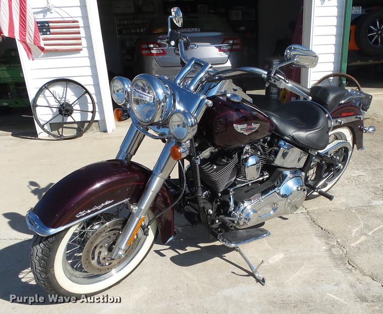 image for item DA9012 2006 Harley Davidson Softail Deluxe motorcycle