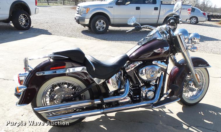 image for item DA9012 2006 Harley Davidson Softail Deluxe motorcycle