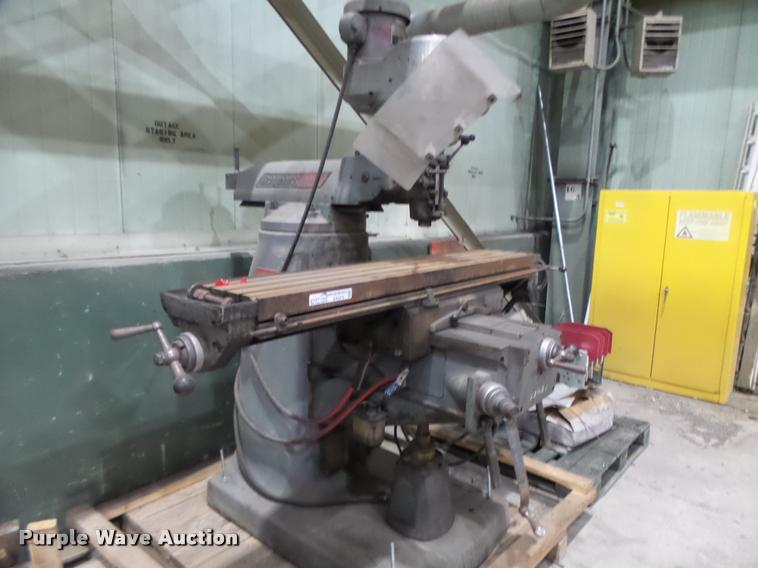 image for item DA9375 Bridgeport milling machine