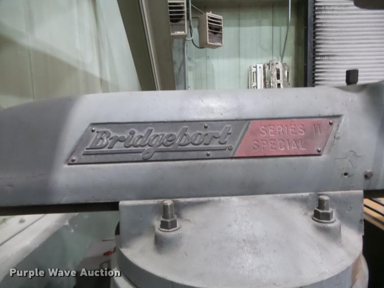 image for item DA9375 Bridgeport milling machine