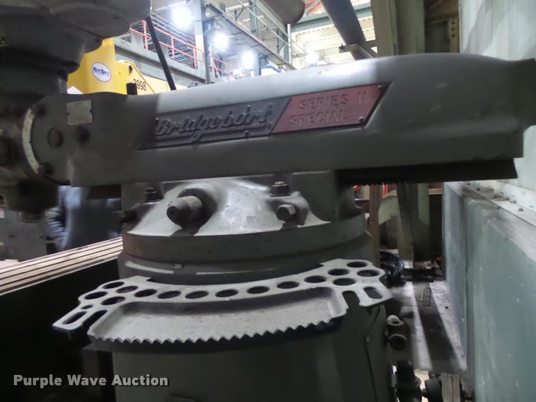 image for item DA9375 Bridgeport milling machine