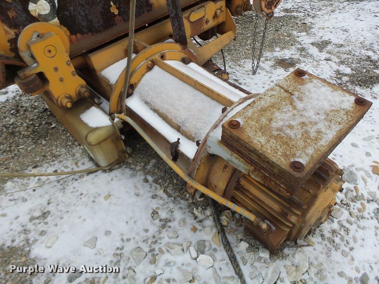 image for item DA9377 Deshazo overhead crane