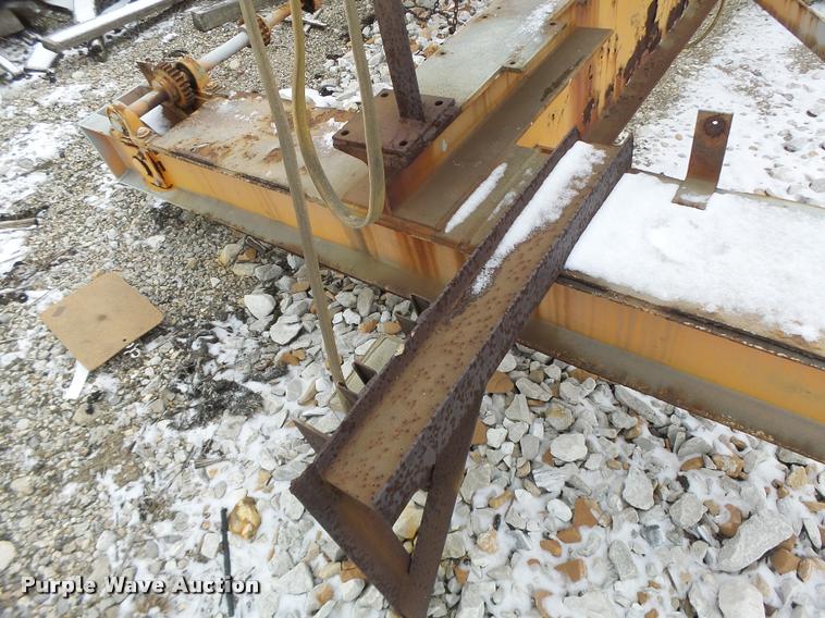 image for item DA9377 Deshazo overhead crane