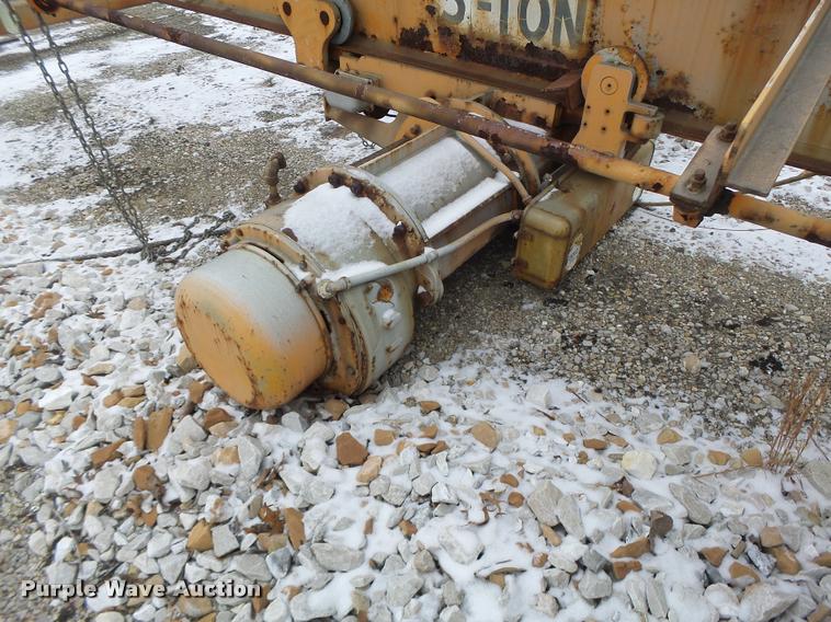 image for item DA9377 Deshazo overhead crane