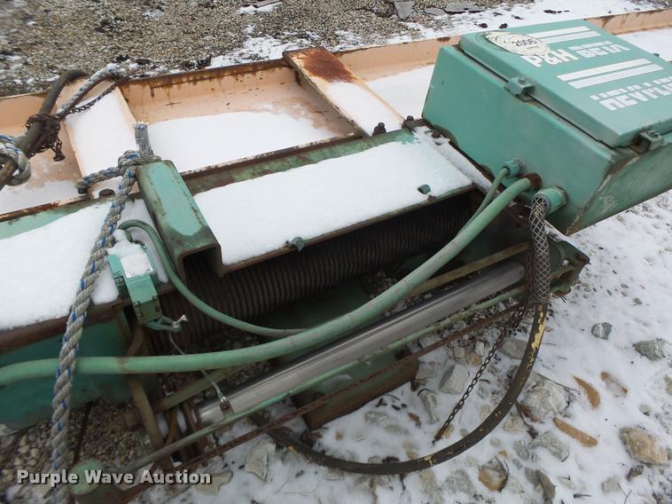 image for item DA9378 P & H swing crane