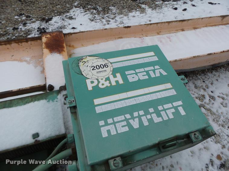 image for item DA9378 P & H swing crane